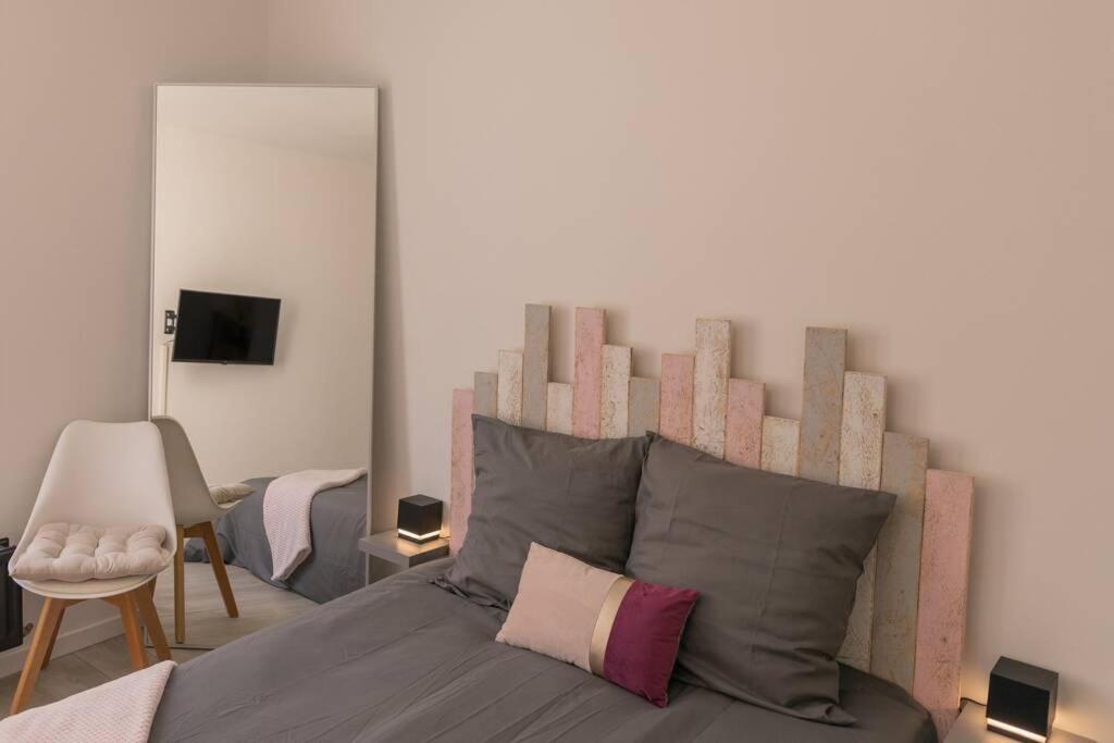 Superbe Appart Plein Centre Avec Parking & Jardin Metz Exterior foto